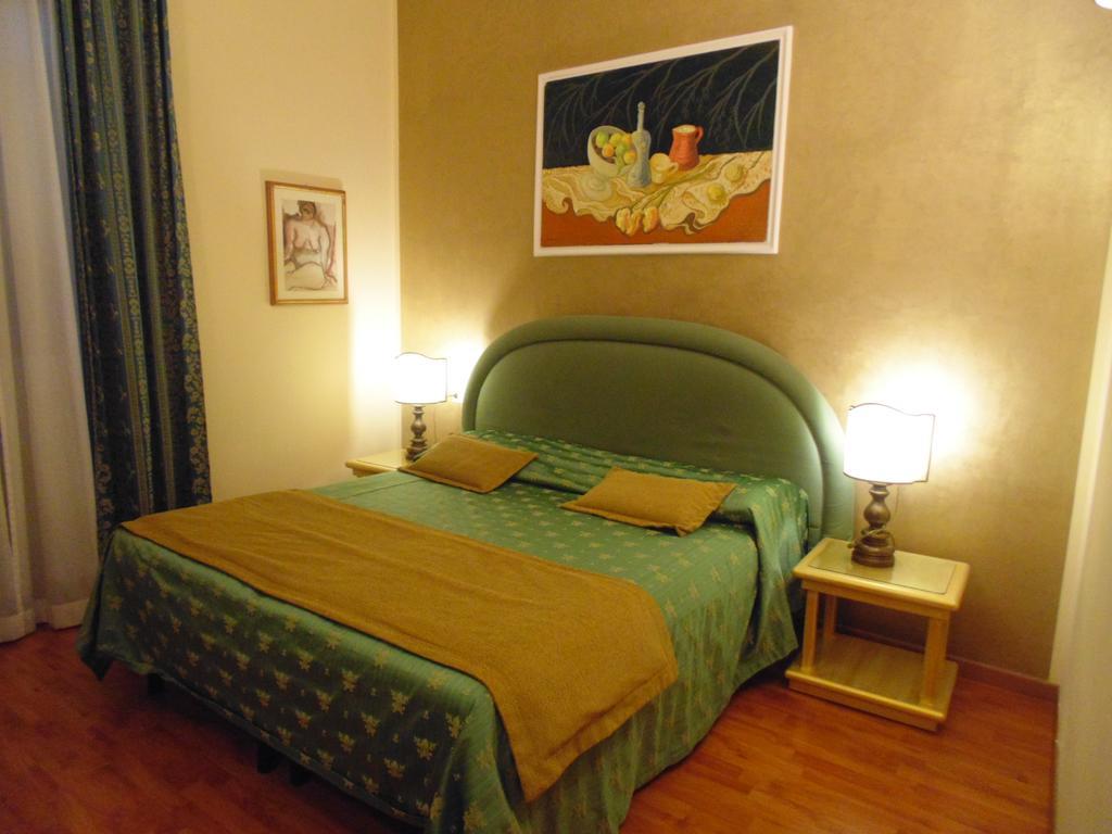 Relais Dante E Beatrice床与早餐3*
