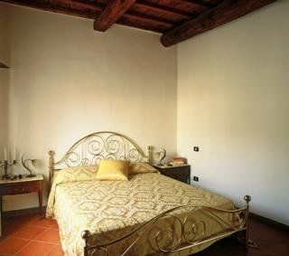 Relais Dante E Beatrice床和早餐